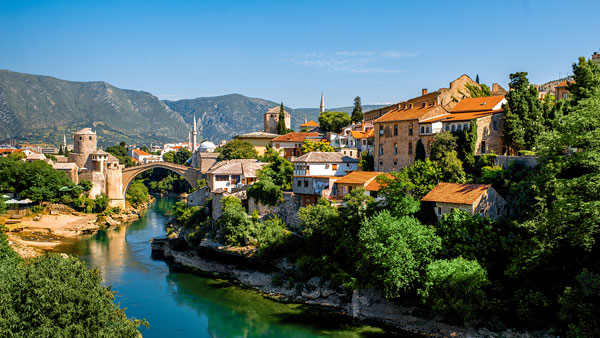 https://www.iventustravel.se/upload/images/cm3-nya_hemsidan/huvudbild-startbannerstorbild-600x338/resmal-bosnien-hercegovina.jpg